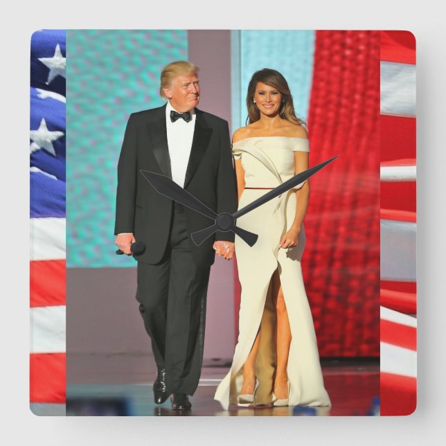 Erste Paare Donald und Quadratische Wanduhr (Vorderseite)
