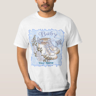Erste Schuhe für Babyjungen T-Shirt