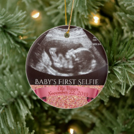 Erste Selfie des Kindes (rosa Hintergrund) Keramik Ornament