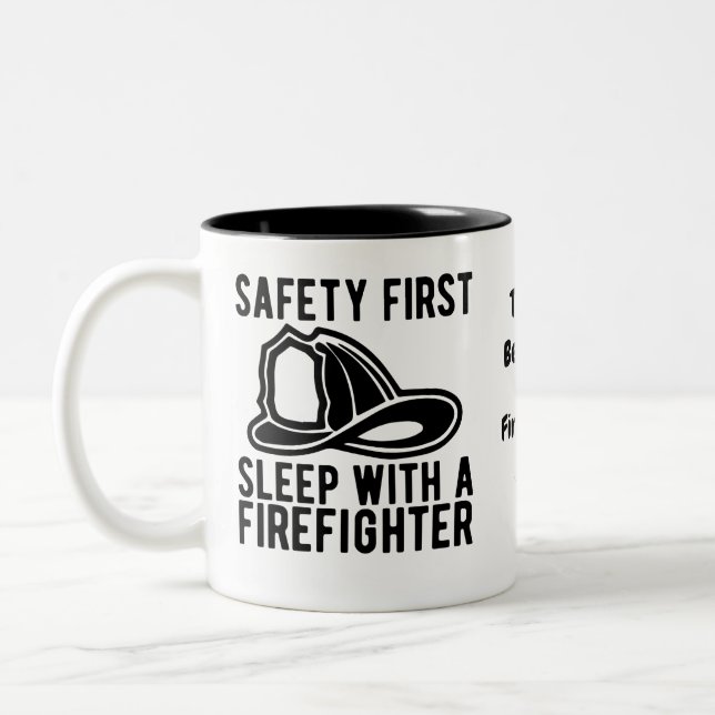 Erste Sicherheitsruhe mit Feuerwehrmann | Funny Zi Zweifarbige Tasse (Links)