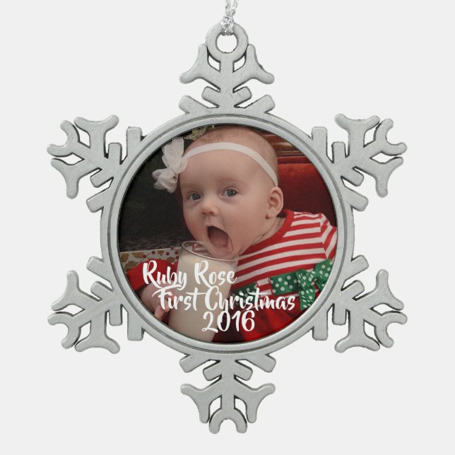 Erste Verzierung des Babys Weihnachts Schneeflocken Zinn-Ornament (Vorderseite)