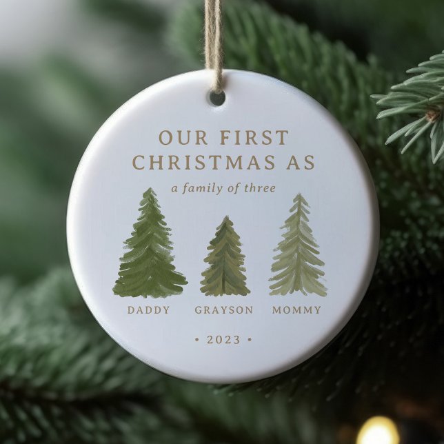 Erste Weihnachten als Familie von drei Babystatten Keramik Ornament (Von Creator hochgeladen)