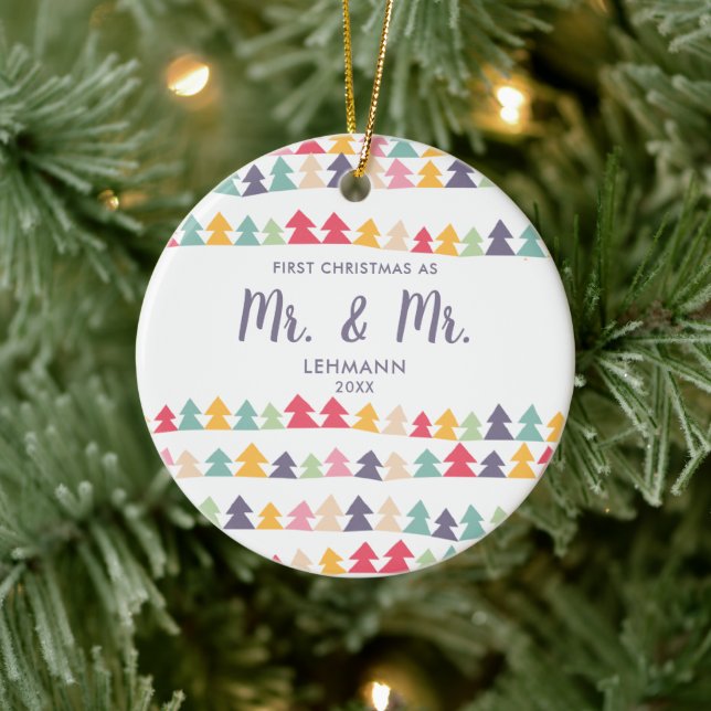 Erste Weihnachten als Mr. & Mr. Personalisierte We Keramik Ornament (Baum)