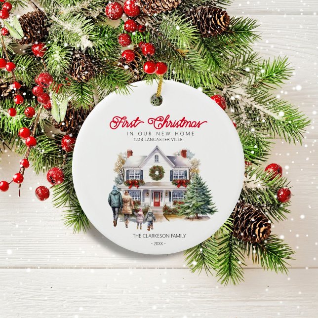 Erste Weihnachten auf der neuen Zuhause | 2 Kinder Keramik Ornament (Von Creator hochgeladen)