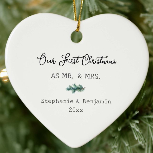 Erste Weihnachten Frau Winter Branch Einfaches Fot Keramik Ornament (our first christmas mr mrs married newlywed couple christmas ornament keepsake black white green)