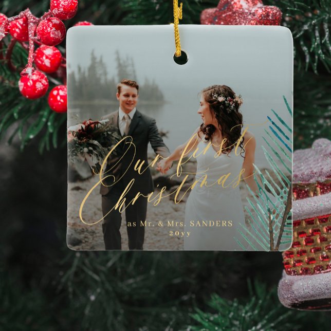 Erste Weihnachten verheiratete Mr. und Mrs. 2 Foto Keramikornament (Von Creator hochgeladen)
