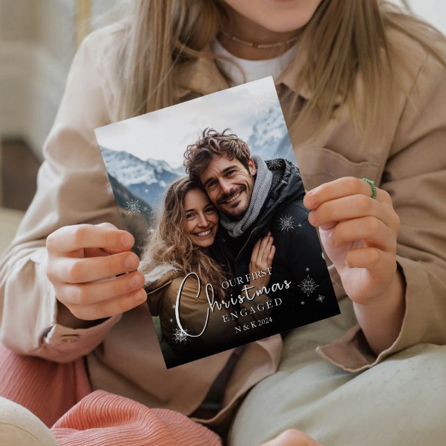 Erste Weihnachten Verlobt Happy Couple Foto Postkarte (Von Creator hochgeladen)