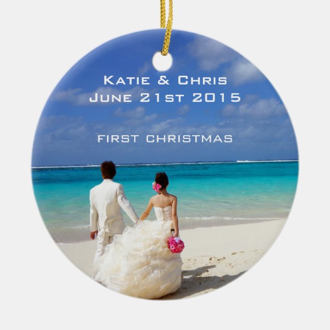 Erste Weihnachtsfeier am tropischen Strand Keramik Ornament (Vorne)