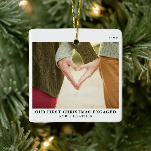 Erste Weihnachtsfeier Verlobt Minimale Verlobung F Keramikornament (Baum)