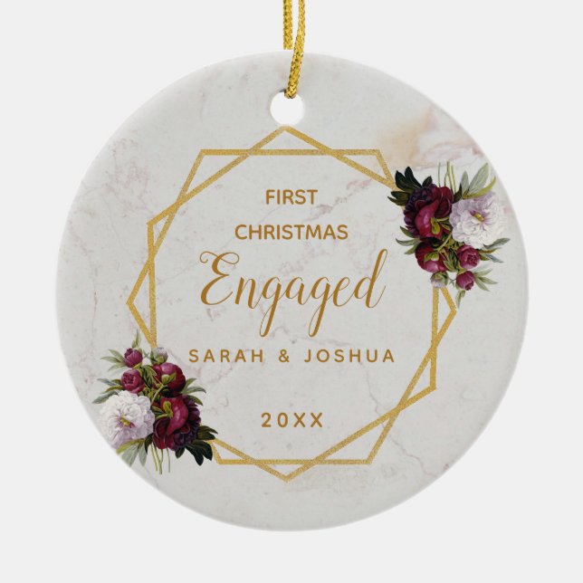 Erste Weihnachtsfeier Verlobte Goldmarbelpeonies B Keramik Ornament (Vorne)