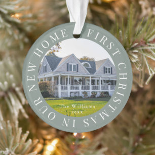 Erste Weihnachtsfeier Zuhause Sage Green Foto Ornament