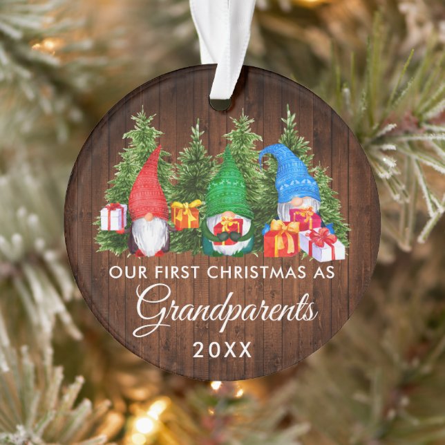 Erste Weihnachtsgroßeltern Gnomes Wood Trees Ornament (Baum)