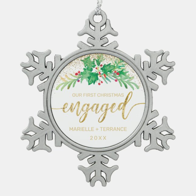 Erste Weihnachtszeit Verlobt Gold Glitzer Script H Schneeflocken Zinn-Ornament (Vorderseite)