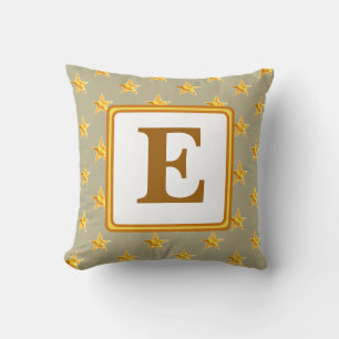 Erste Yellow-Wohngestaltung der Star Monogram Kissen