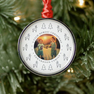 Erstelle dein eigenes nordisches Familienfoto Weih Ornament Aus Metall