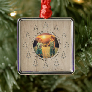 Erstelle dein eigenes nordisches Familienfoto Weih Ornament Aus Metall