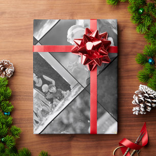 Erstelle eine Fotocollage im Vintage Schwarz-Weiß- Geschenkpapier