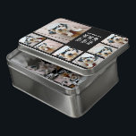 Erstellen einer benutzerdefinierten FotoCollage mi Puzzle<br><div class="desc">Eine einfache Foto-Collage mit einem Bereich zum Hinzufügen von Texten. Benutzen Sie Ihr Lieblings-Foto oder Ihre Bilder, um Spaß zu haben und mit Freunden zu teilen. Um die besten Ergebnisse zu erzielen, schneiden Sie Ihre Fotos vor dem Hochladen in Quadrate. Sie können auch die Hintergrundfarbe und den Schriftart im erweiterten...</div>