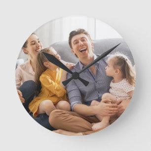 Erstellen Sie Ihr eigenes Familienfoto - Benutzerd Runde Wanduhr