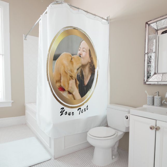 Erstellen Sie Ihr eigenes Golden Circle Hund Foto Duschvorhang (Beispiel)