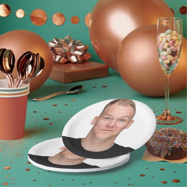 Erstellen Sie Ihr eigenes, individuelles Selfie Fu Pappteller (Multi)