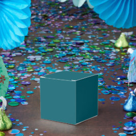 Erstellen Sie Ihr eigenes klassisches 2x2x2-Papier Geschenkschachtel