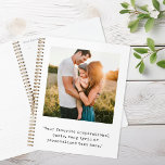Erstellen Sie Ihr eigenes Personalisiertes Foto un Planer<br><div class="desc">Erstellen Sie Ihr eigenes individuelles Foto- und Kostenvoranschlagsnotiz. Enthält eines Ihrer Fotos und personalisierten Text in minimalistischer Schrift Typografie.</div>