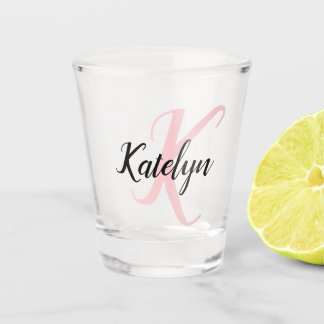 Erstellen Sie Ihr eigenes Skript Mit Monogramm, An Schnapsglas
