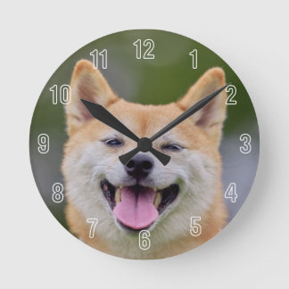 Erstellen Sie Ihr eigenes Tier Runde Wanduhr