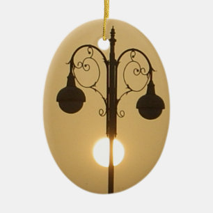 Erstellen Sie Ihr eigenes Viktorianisches Sonnenun Keramik Ornament
