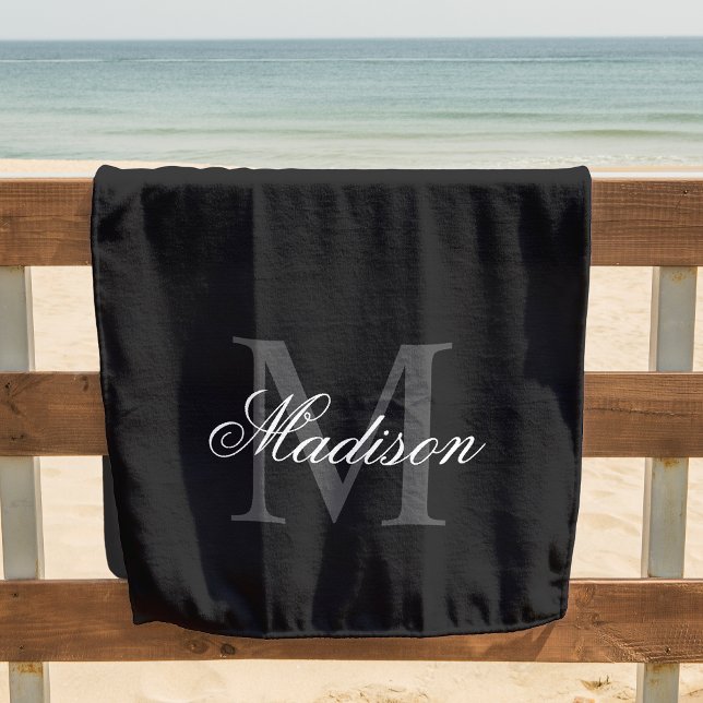Erstellen Sie Ihre Individuelle Name-Monogramm-Kal Strandtuch (This beach towel is a stunning way to personalize your beach day. It has your name and monogram.)
