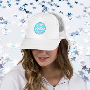 Erstellen von Mitarbeitern für das Logo für Untern Truckerkappe