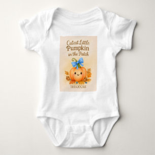 Erster Erntedank für Baby Boy mit Pumpkin Strampler