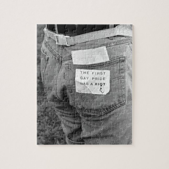 Erster Gay Pride war ein Aufstand (Vertikal)