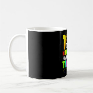 Erster Kindergartentag betet für meinen Lehrer zur Kaffeetasse