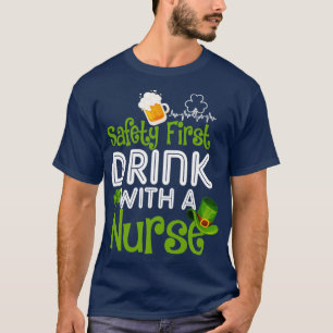 Erster Sicherheitstitel mit Krankenschwester1 T-Shirt