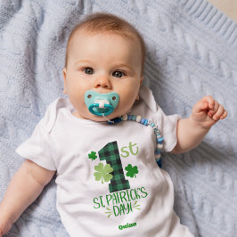 Erster St. Patrick's Day Baby Strampler