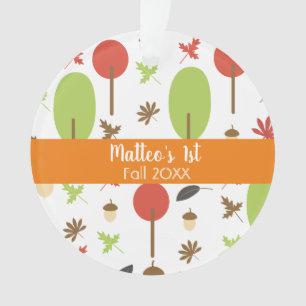 Erstes Herbstsonnenblätter Eichel Designmuster Ornament