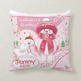 Erstes Kissen der niedlichen Enkelin Weihnachts
