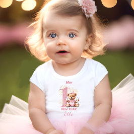 Erstes neues Jahr Mädchenname Pink Bear Baby T - S Baby T-shirt