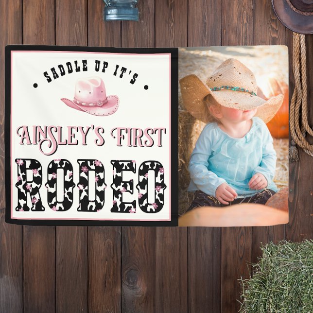 Erstes Rodeo Rosa Personalisiertes Foto 1. Geburts Banner (Von Creator hochgeladen)