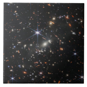 Erstes Tiefenfeld des Universums von James Webb Fliese