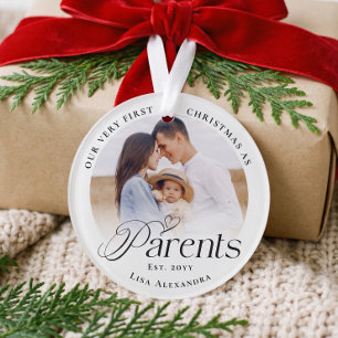 Erstes Weihnachten als Eltern Individuelles Baby-F Ornament