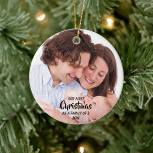 Erstes Weihnachten als Familie zu dritt Keramik Ornament
