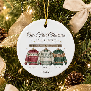 Erstes Weihnachten als Familien-Andenkenpullover Keramik Ornament