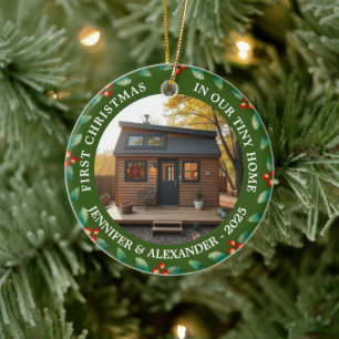 Erstes Weihnachten in unserem Tiny-Home-Haus-Foto Keramik Ornament