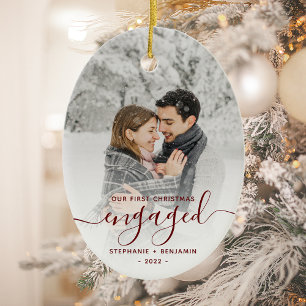 Erstes Weihnachten verlobt Foto Burgunder Schrift Keramik Ornament