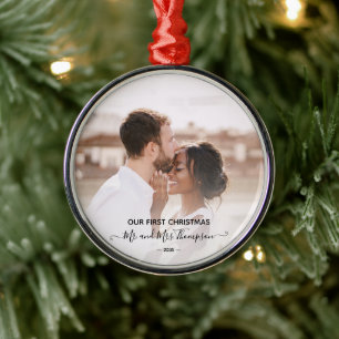 Erstes Weihnachtsfoto Herr Frau Schrift Neuvermähl Ornament Aus Metall