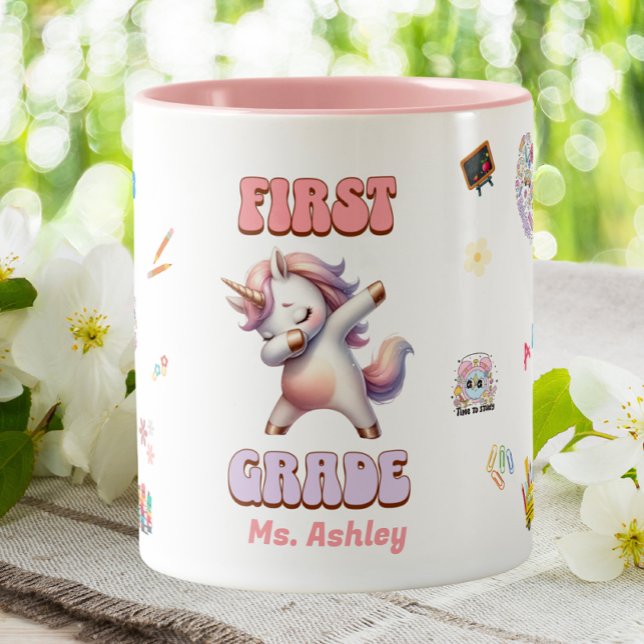 Erstklassiger Grundschullehrer Dabbing Unicorn Zweifarbige Tasse (Von Creator hochgeladen)