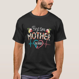 Erstmalige Mutter Est 2022 Herzschlagmutter T-Shirt